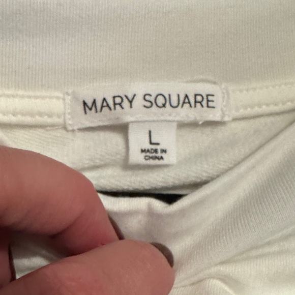 Mary Square White and Purple and gold Football Print Lounge Set - Picture 6 of 6